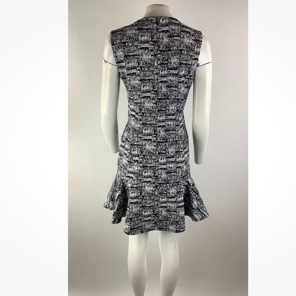 Diane Von Furstenberg Sz 10  Jaelyn Fit & Flare Dress In Abstract Print - Picture 5 of 10